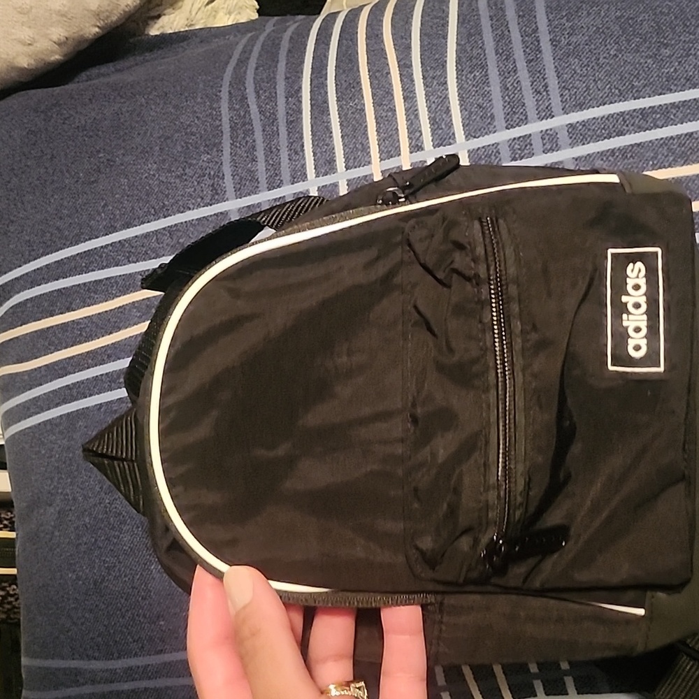 Mini Adidas backpack - Picture 2 of 2